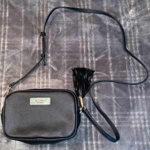 Black crossbody purse